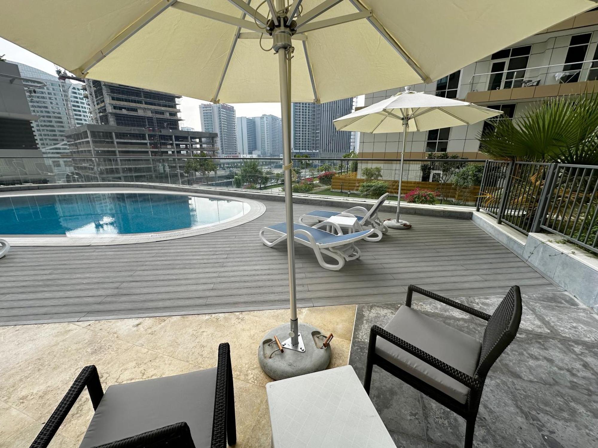 Dunya Tower Luxury And 2 Min Walk To Dubai Mall And Burj Khalifa In Heart Of Downtown ภายนอก รูปภาพ