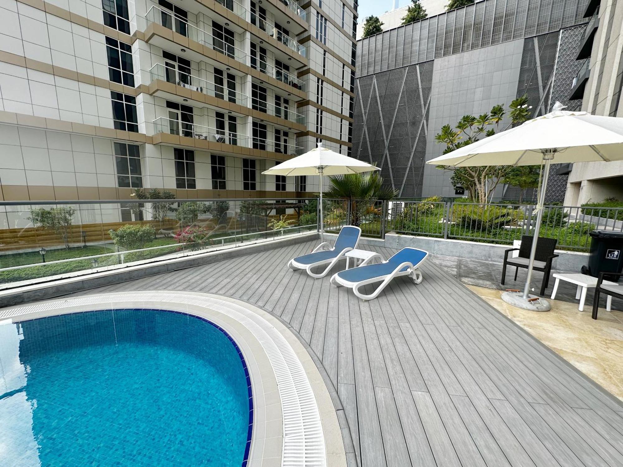 Dunya Tower Luxury And 2 Min Walk To Dubai Mall And Burj Khalifa In Heart Of Downtown ภายนอก รูปภาพ